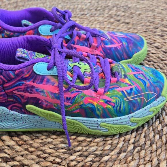 PUMA Kids MB.04 “Be You” LaMelo Ball Basketball Shoes–Size 2C Worn Only 4 times - Picture 3 of 6